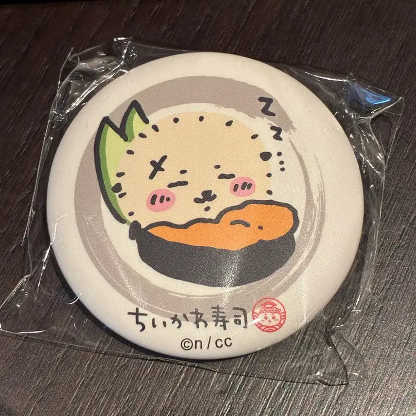 [BUNJANG] Chiikawa Sushi Pop-Up Gacha Badge (Racco) / 치이카와 스시 팝업 뱃지 가챠(랏코)