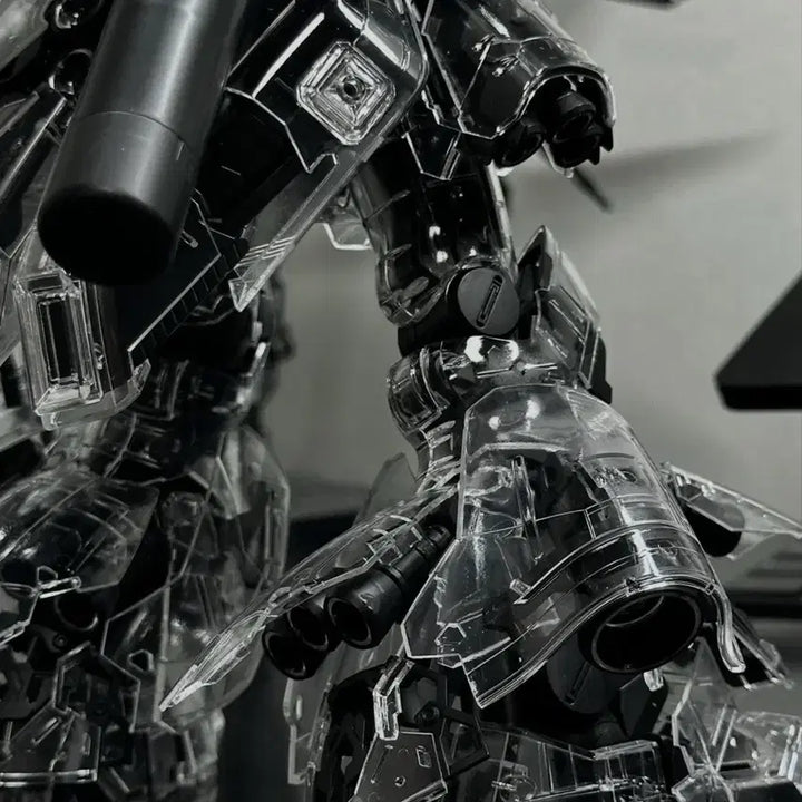 [BUNJANG] MG Sazabi Mechanical Clear Runner Painted Model / MG 사자비 메카니컬 클리어 런너도색작