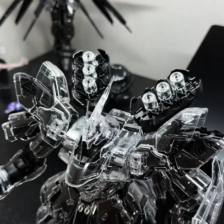 [BUNJANG] MG Sazabi Mechanical Clear Runner Painted Model / MG 사자비 메카니컬 클리어 런너도색작