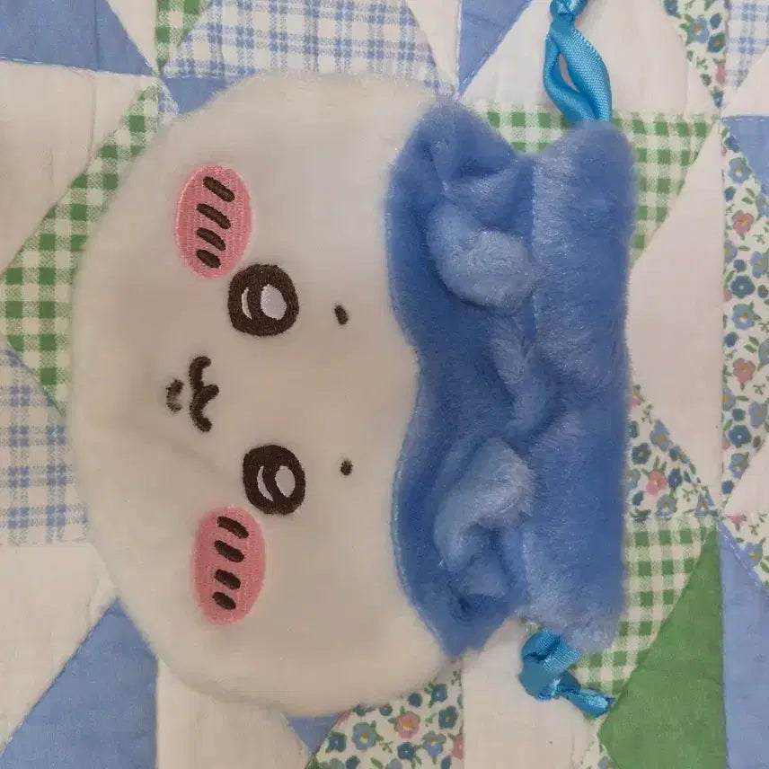 [BUNJANG] Chiikawa Fuzzy Pouch / 치이카와 털파우치