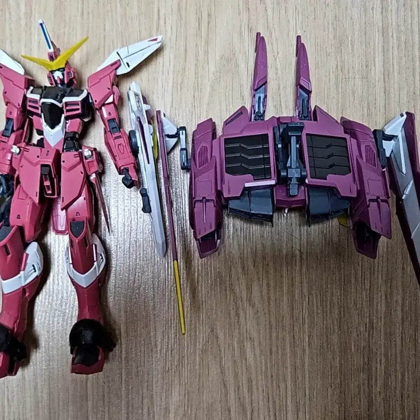 [BUNJANG] Bandai Gundam Master Grade Justice + Providence Plastic Model Kits (Assembled) / 반다이 건담 프라모델 MG 저스티스 + 프로비던스 가조립 판매