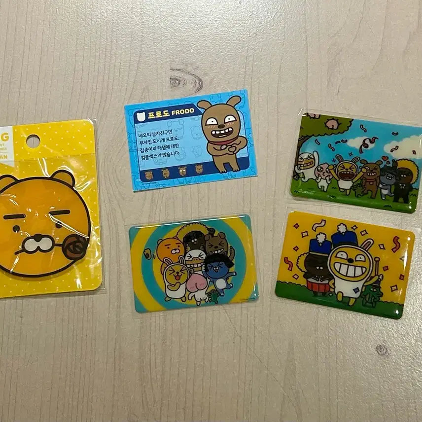 [BUNJANG] Kakao Friends Bundle Set (Figures, Stickers, Files) / 카카오프렌즈 굿즈 일괄 (피규어, 스티커, 파일)