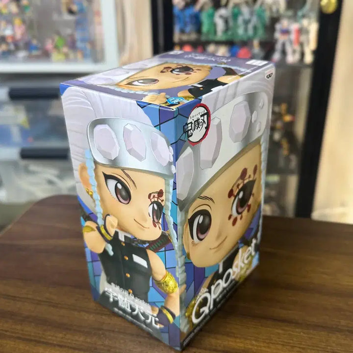 [BUNJANG] Sealed Demon Slayer Tengen Uzui Q Posket Figure / 미개봉) 우즈이 텐겐 귀멸의칼날 큐포스켓 피규어 귀칼