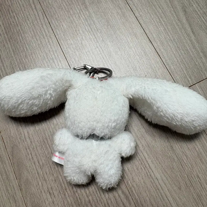 [BUNJANG] Minive Cherry Doll Keychain / 미니브 체리 인형키링 팔아용