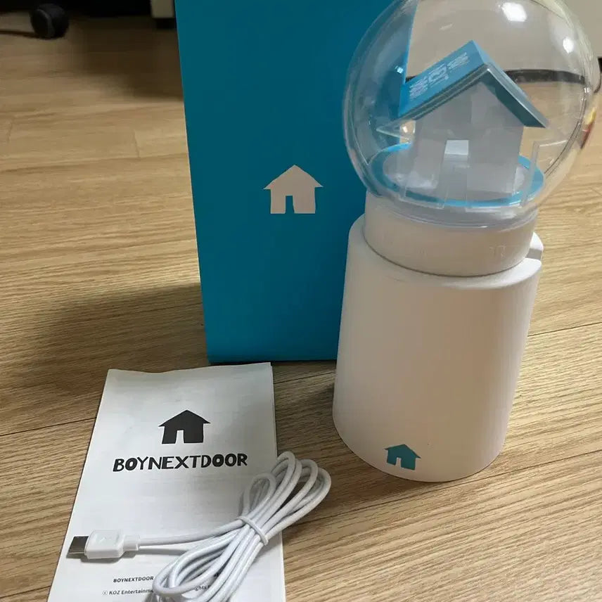 [BUNJANG] BOYNEXTDOOR Mood Lamp Lightstick / 보이넥스트도어 보넥도 응원봉 무드등버전
