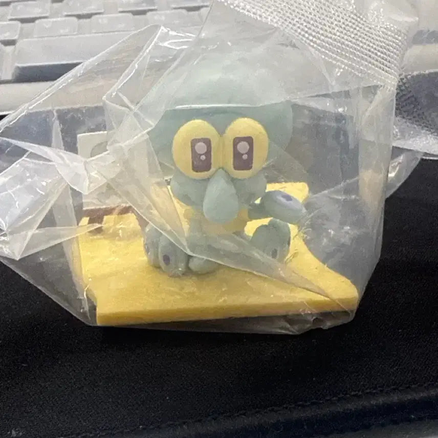 [BUNJANG] SpongeBob Baby Squidward Figure / 스폰지밥 베이비 징징이 피규어