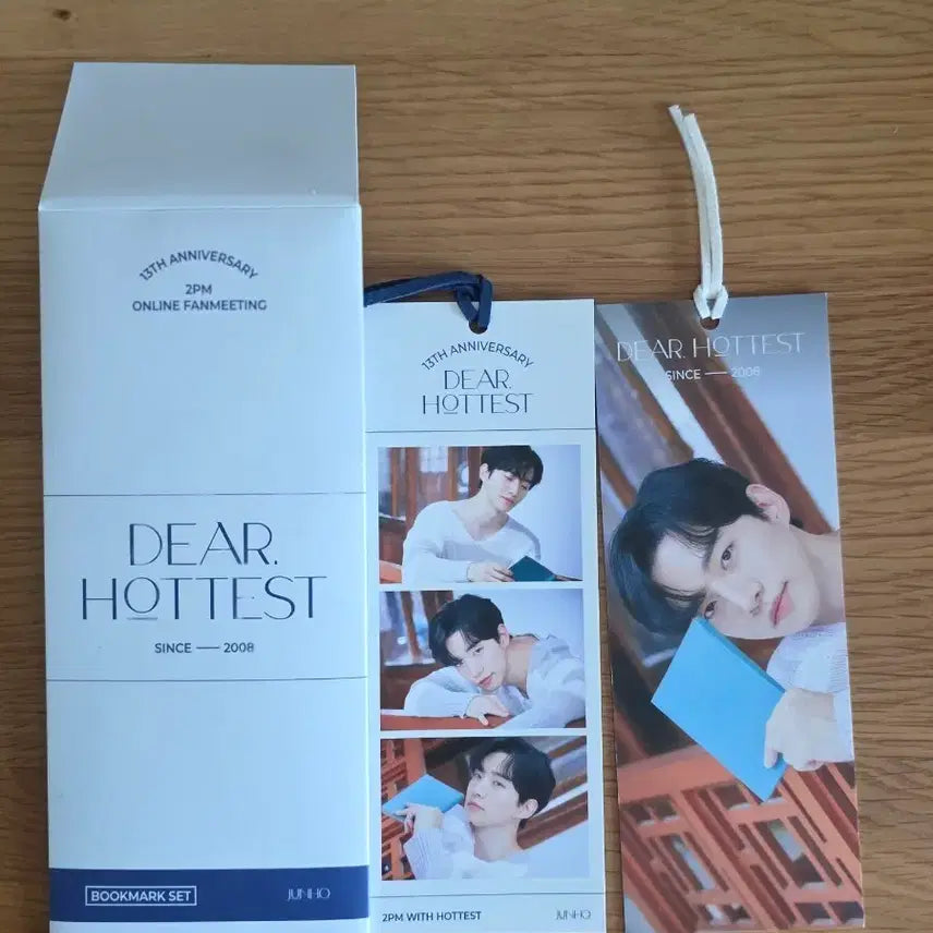 [BUNJANG] 2PM 8th Hottest Postcard Book and Bookmark Set / 8기 핫티스트 포토 엽서집과 책갈피