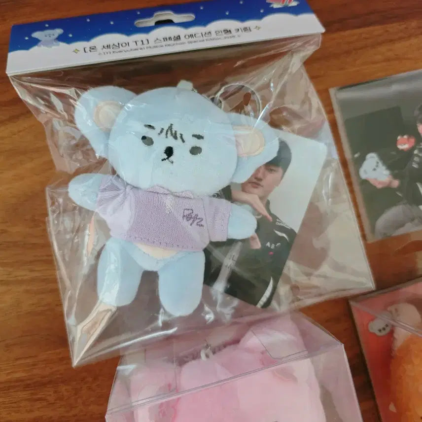 [BUNJANG] T1 Peyz 10cm Plush Bundle Set (Onseti, April Fools Animals, Cherry Blossom Edition) / T1 티원 페이즈 인형 일괄 판매 / 온세티 10깅 / 만우절 애니멀즈 / 벚꽃 Peyz