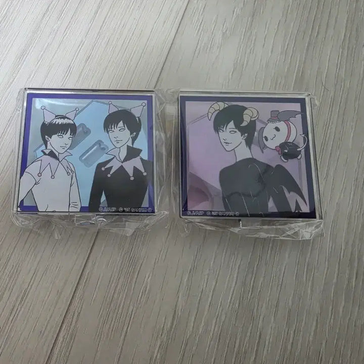 [BUNJANG] Junji Ito x Hello Kitty Collaboration Acrylic Stand Set / 이토준지 헬로키티 콜라보 아크릴 스탠드 2종 판매합니다