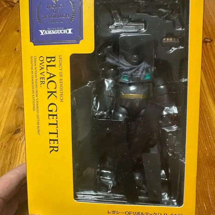 [BUNJANG] Kaiyodo Legacy of Revoltech LR-018 Shin Getter Robo - Black Getter / 레가시 오브 리볼텍 LR-018 진(체인지)게타로보-블랙게타