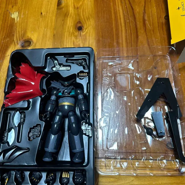 [BUNJANG] Kaiyodo Legacy of Revoltech LR-018 Shin Getter Robo - Black Getter / 레가시 오브 리볼텍 LR-018 진(체인지)게타로보-블랙게타