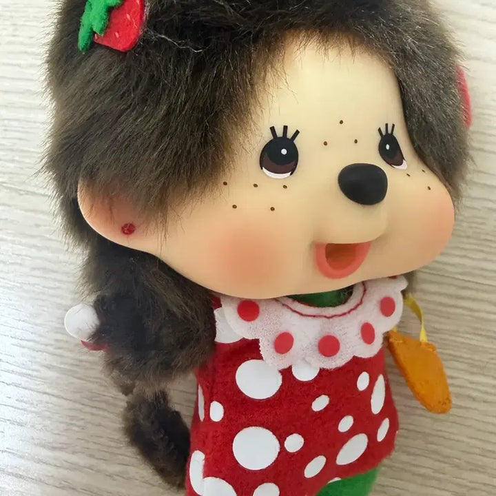 [BUNJANG] Hong Kong Giant Strawberry Monchhichi / 홍콩 왕대두 딸기 몬치치