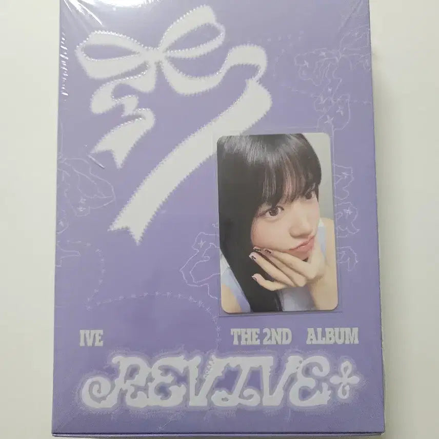 [BUNJANG] IVE Yujin Starship Square Photocard + Love Dive Sealed Album / 아이브 유진 스스퀘 특전 포카 +  러브드 미개봉 리바이브 앨범 스타쉽스퀘어 포토카드