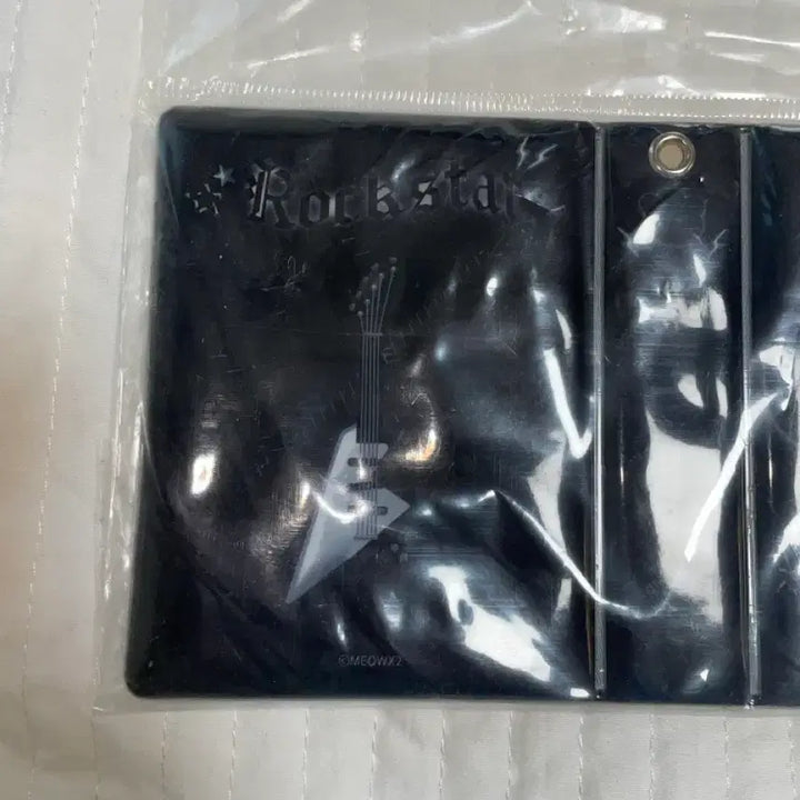 [BUNJANG] Ducky World Rockstar Photocard Binder Rabbit Ears Black / 미개봉 더키월드 락스타 콜북 토끼귀 블랙