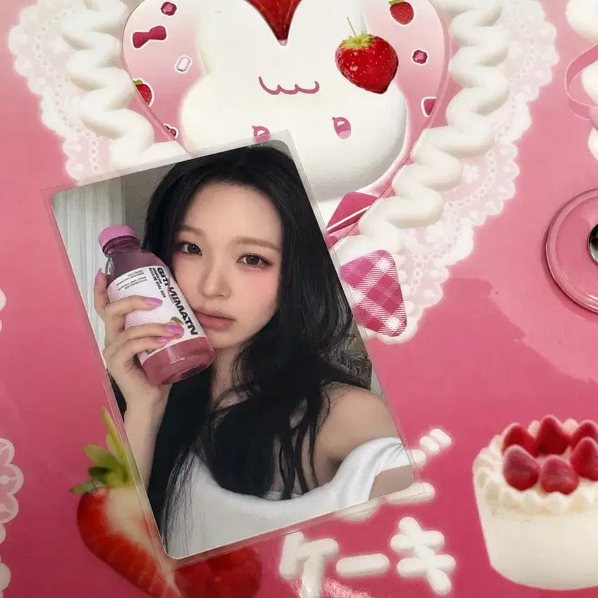 [BUNJANG] fromis_9 Baek Ji-heon Glow Me Pink Album Photocard / 프로미스나인 백지헌 glow me pink 버전 앨범포카 양도합니다