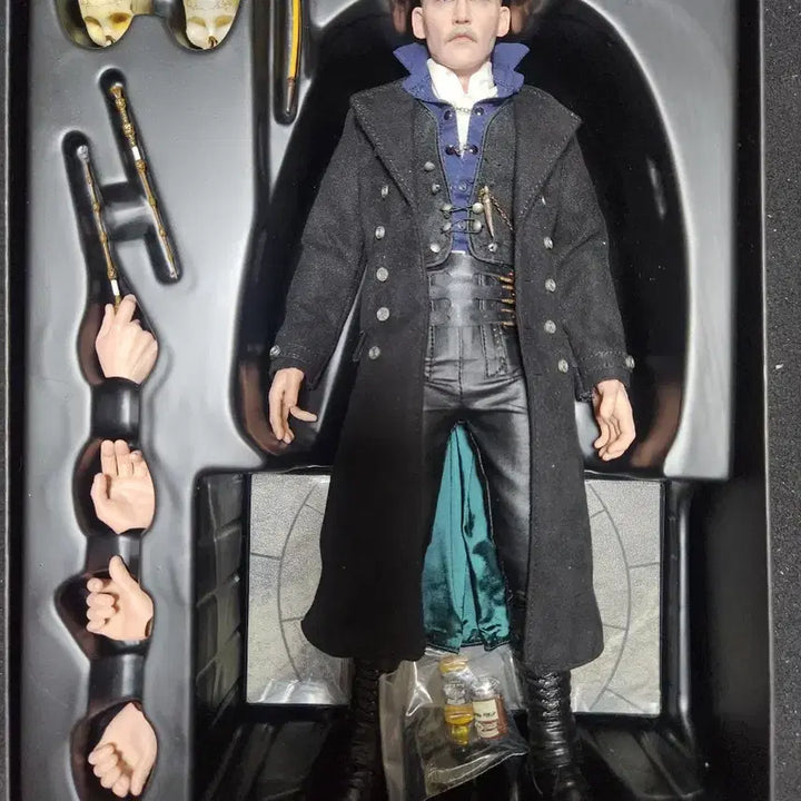 [BUNJANG] Hot Toys Fantastic Beasts: The Crimes of Grindelwald Grindelwald (Johnny Depp) 1/6 Scale Figure / 핫토이  신비한 동물사전 그린델왈드(조니뎁)