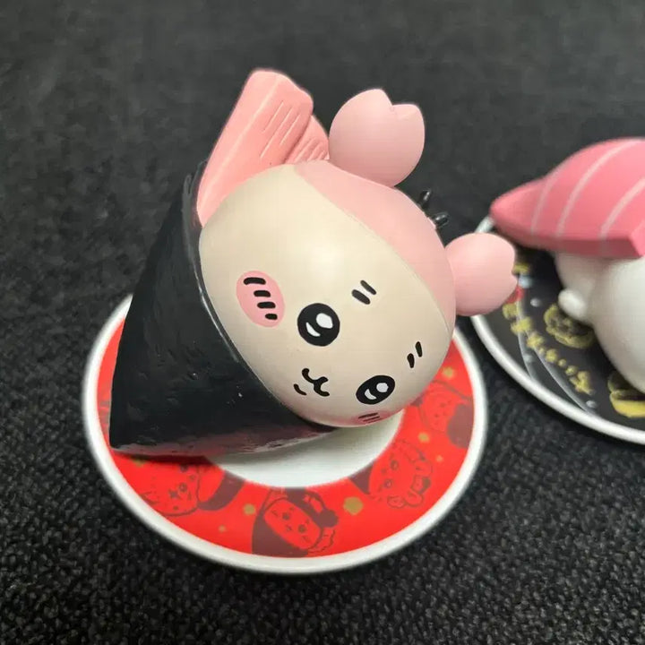 [BUNJANG] Chiikawa Sushi Figure Bundle (Hachware, Kani) / 치이카와 스시 피규어 일괄 [치이카와 하치와레 카니]