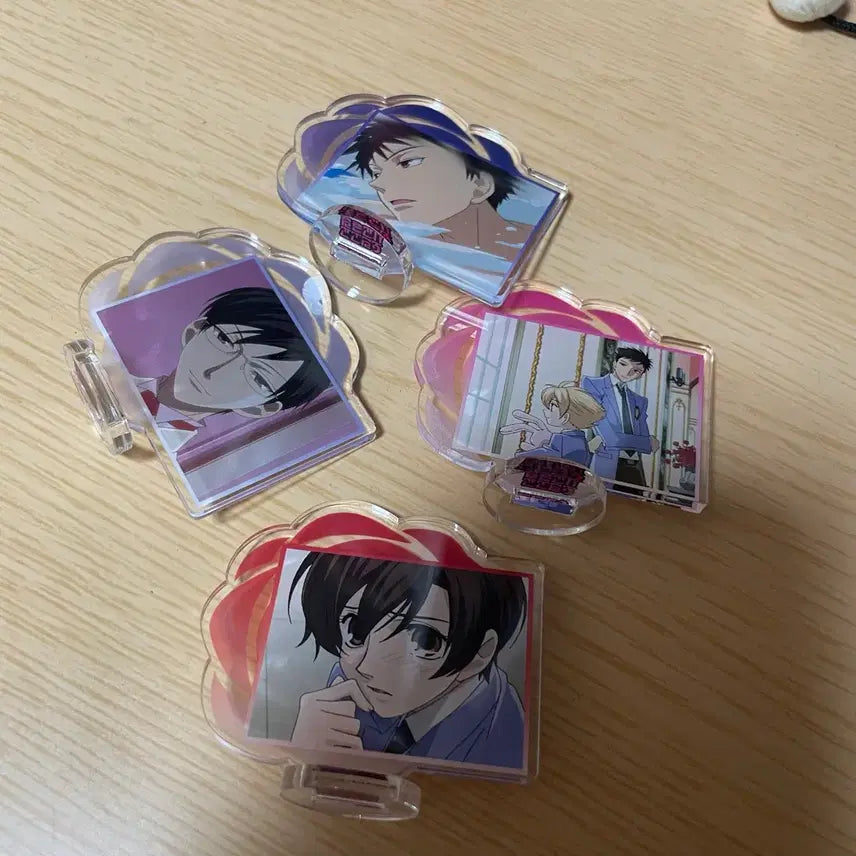 [BUNJANG] Ouran High School Host Club Acrylic Standee / 오란고교사교클럽 아크릴 스탠드 모애쿠