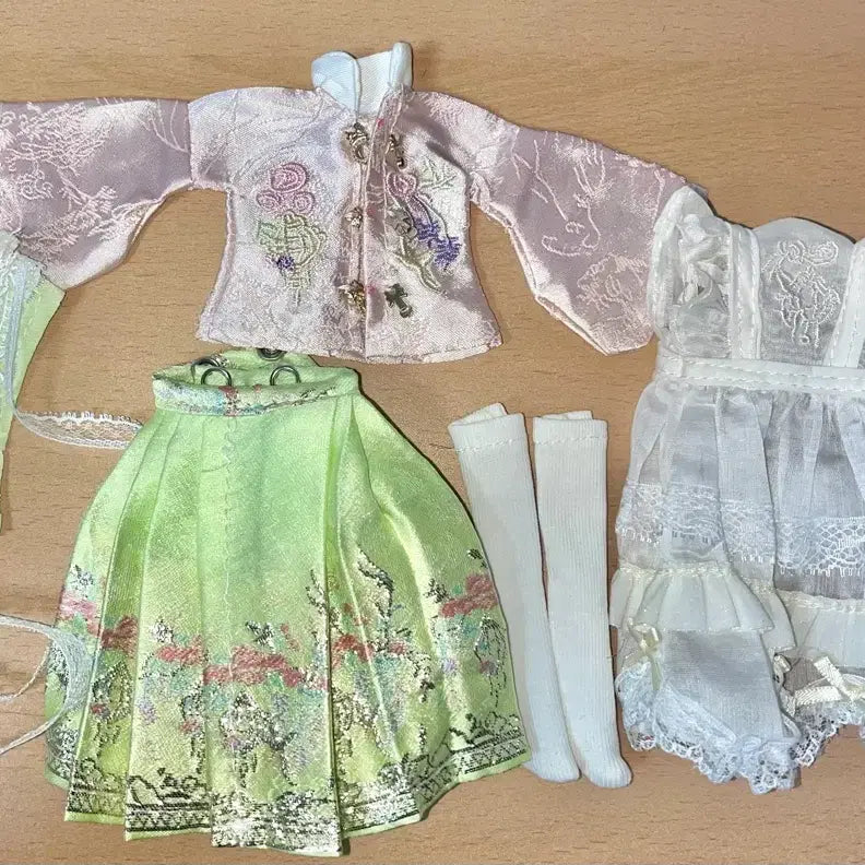 [BUNJANG] Obitsu 22 / Azone Pureneemo / Blythe Doll / Ball Jointed Doll Dress Set / 오비츠22 아존돌 퓨어니모 브라이스돌 블라인드돌 육일돌 구관 옷 드레스