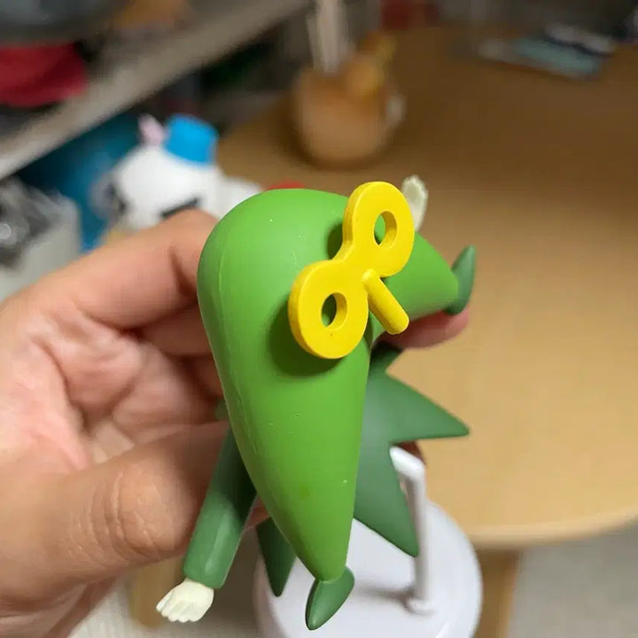 [BUNJANG] Crayon Shin-chan Crayon Shinchan Henderland Sofubi Figure / 짱구 핸더랜드 소프비 피규어