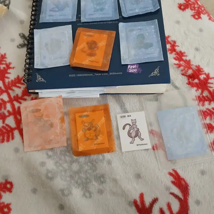 [BUNJANG] Pokemon 30th Anniversary 16-Type Sticker Set (Sealed Mewtwo Included) / [제목] [일괄] 포켓몬 30주년 띠부씰 16종세트 팝니다 (미개봉 뮤츠 포함