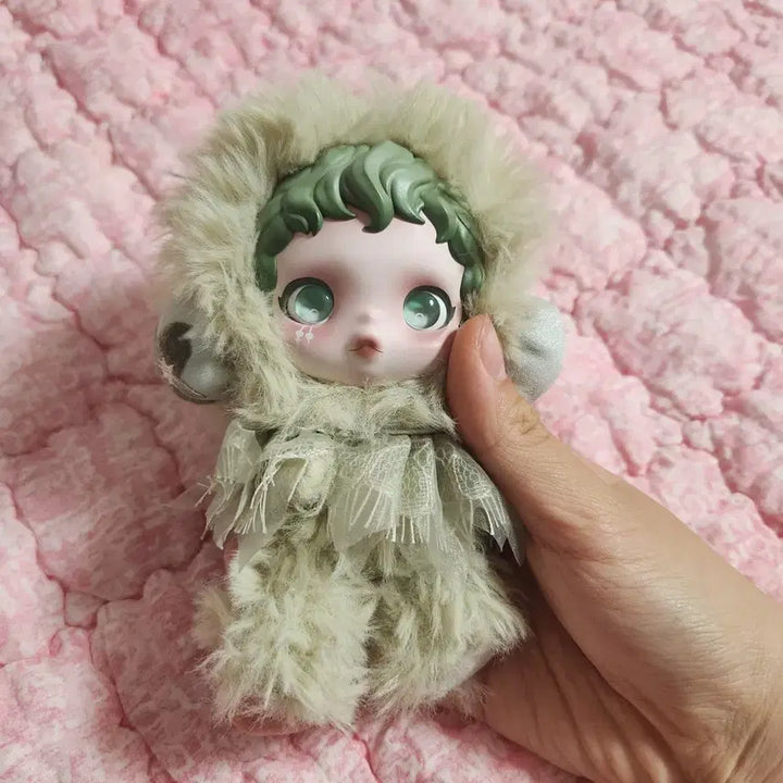 [BUNJANG] Pop Mart Skullpanda Garden of Light Doll Keyring / 팝마트정품 스컬판다 빛의정원 인형키링 팝니다!