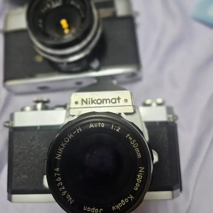 [BUNJANG] Collection of Vintage Cameras, Projector, and Binoculars / 아주 오래된 빈티지 카메라들
