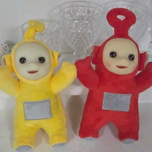[BUNJANG] Teletubbies Plush Dolls Yellow/Red Set / 텔레토비 인형 옐로우/레드