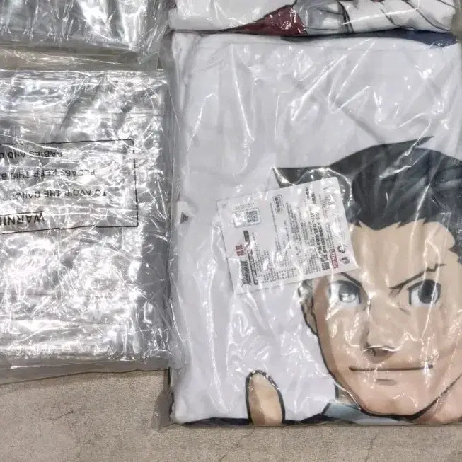 [BUNJANG] Pop Mart Ace Attorney Naruhodo Dakimakura (160cm) / 역전재판 팝마트 쿠지 라스트원 나루호도 다키마쿠라