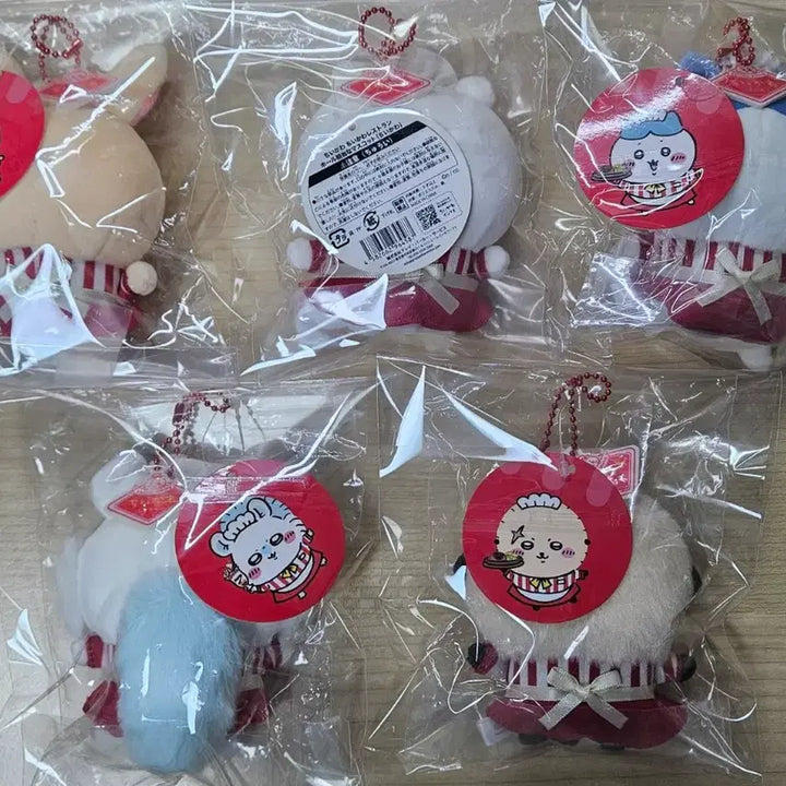 [BUNJANG] Chiikawa Restaurant Mascot Bundle Set (Usagi, Chiikawa, Hachiwara, Momonga, Rakko) / [일괄판매] 치이카와 레스토랑 마스코트 (우사기, 치이카와, 하치와레, 모몽가, 랏코)