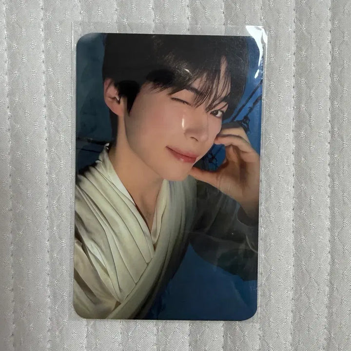 [BUNJANG] ZB1 Sung Hanbin Official Photocard / 제베원 성한빈 공방 스페셜 포카 양도
