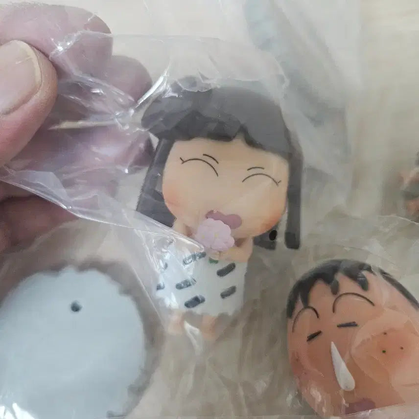 [BUNJANG] Crayon Shin-chan Primitive Era Figures Set (Includes Hidden) / 짱구  원시시대 피규어 6종-히든 포함