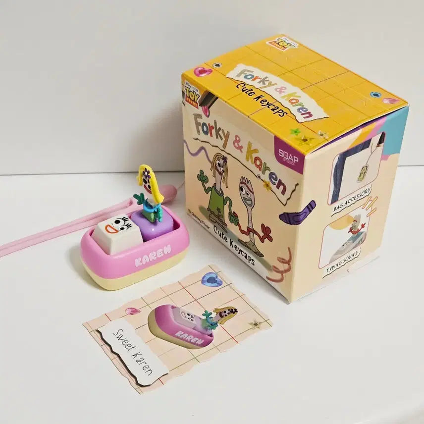 [BUNJANG] Soop Studio Toy Story 5 Forky Karen Keycap Random Figure Keychain / 소프스튜디오 토이스토리5 포키 카렌 키캡 랜덤 피규어