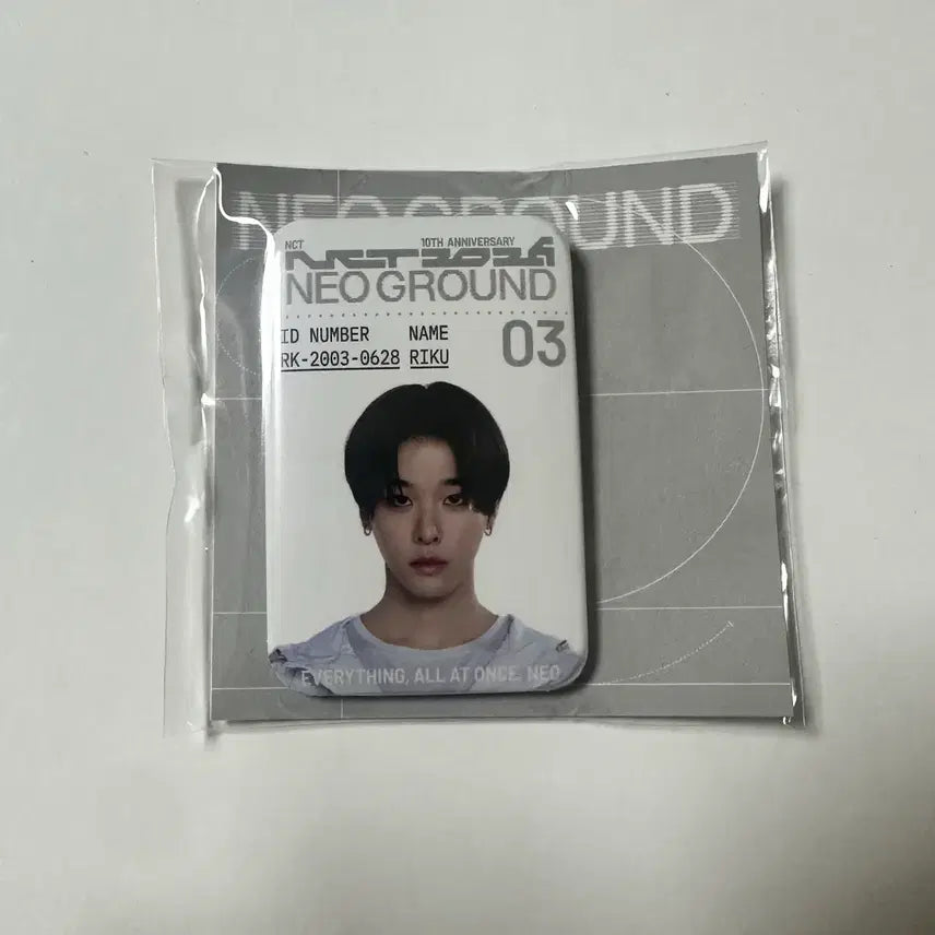 [BUNJANG] NCT 10th Anniversary Neo City: Japan Riku Metal Badge / 엔시티 10주년 팝업 네오그라운드 리쿠 메탈뱃지 엔시티 위시