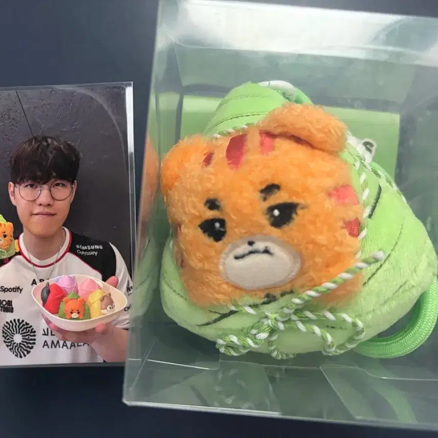 [BUNJANG] T1 Oner Keyring + Photocard / 티원 T1 오너 키링+포카