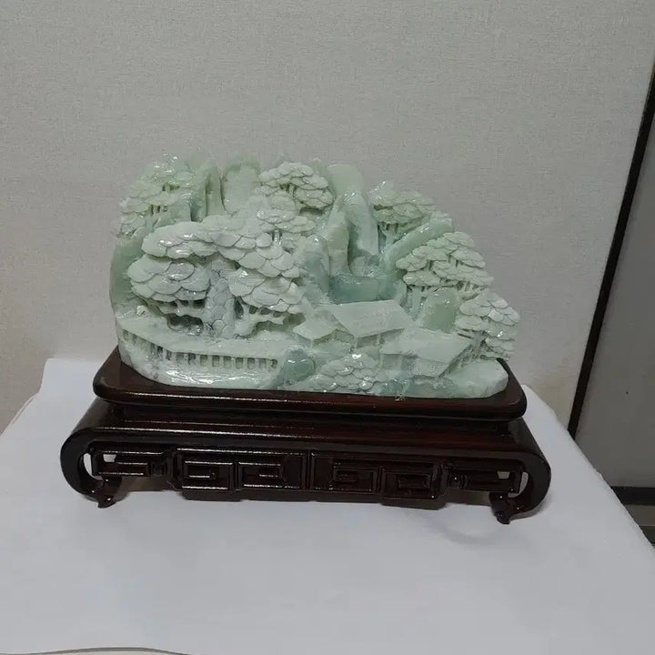 [BUNJANG] Jade Landscape Carving Ornament with Wooden Base / 옥원석 옥제품산수 조각 장식품
