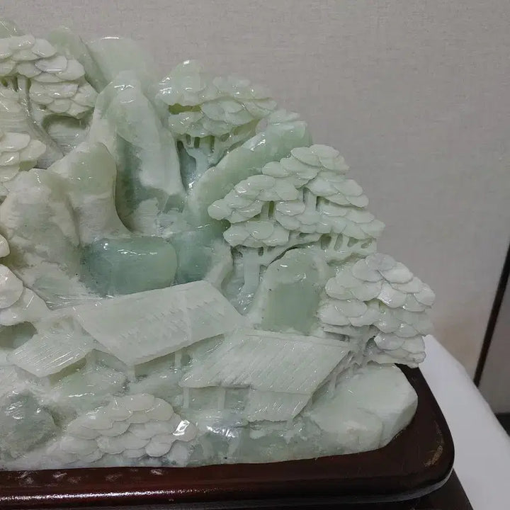 [BUNJANG] Jade Landscape Carving Ornament with Wooden Base / 옥원석 옥제품산수 조각 장식품