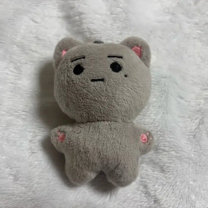 [BUNJANG] Ha Hyun Sang "Hyunnyangyi" Plush Doll / 하현상 인형 현냥이 양도