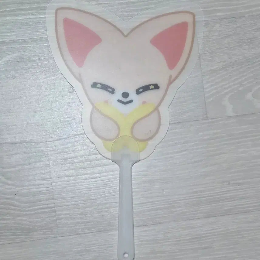 [BUNJANG] Stray Kids Run Away Concert 8/2 Admission Gift Foxy Fan / 스키즈 런잇 콘서트 막막 8/2 입장 기프트 폭시니 부채