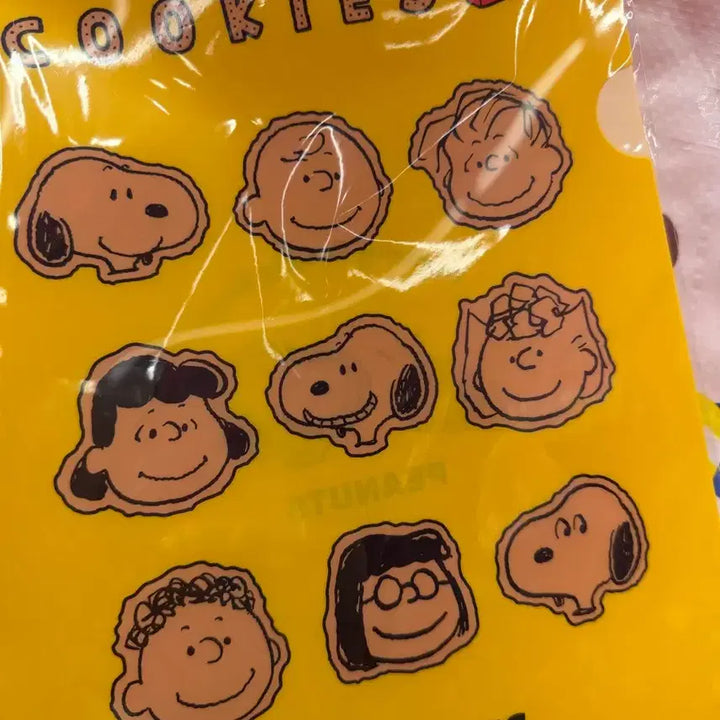 [BUNJANG] Snoopy Yellow A4 File Folder / 스누피 노란색 A4파일 문구 다꾸 소품 굿즈