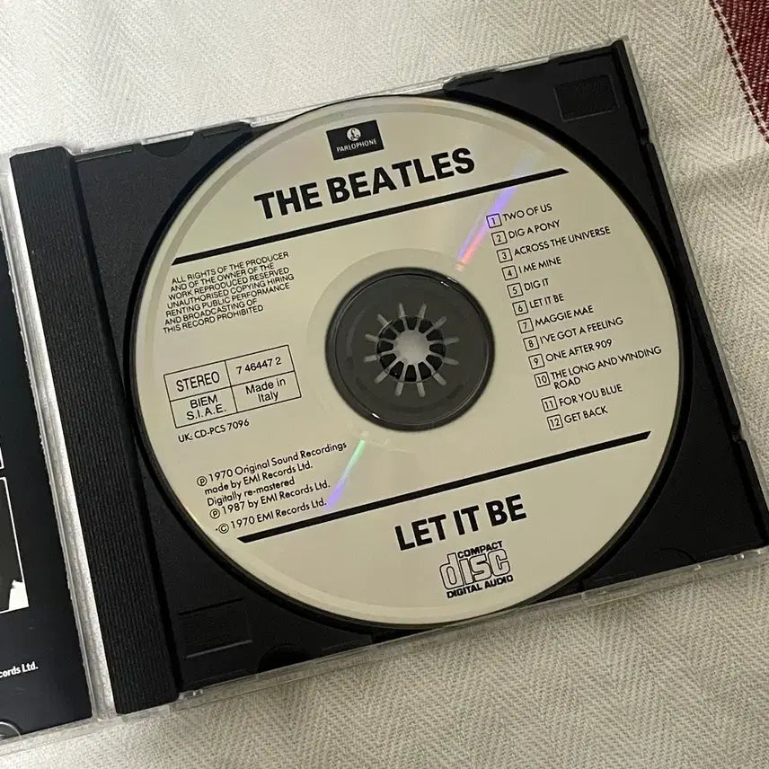 [BUNJANG] The Beatles Let It Be Album CD (Unsealed) / Beatles -Let It Be 앨범 CD (개봉품)