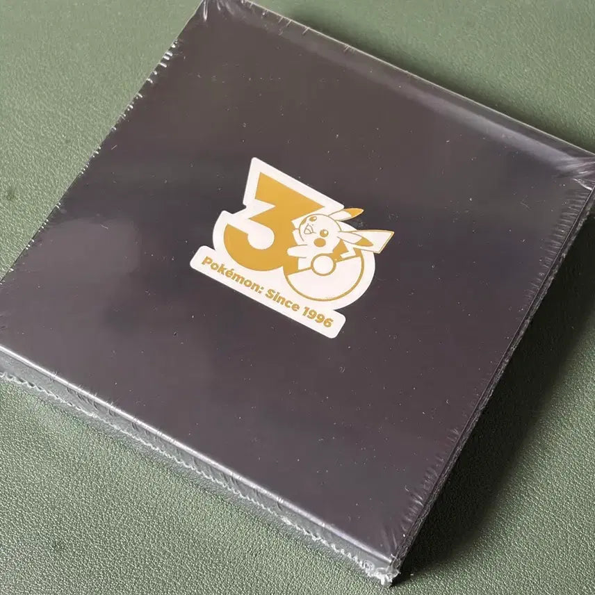 [BUNJANG] Pokemon 30th Anniversary July Badge / 포켓몬 30주년 7월 뱃지