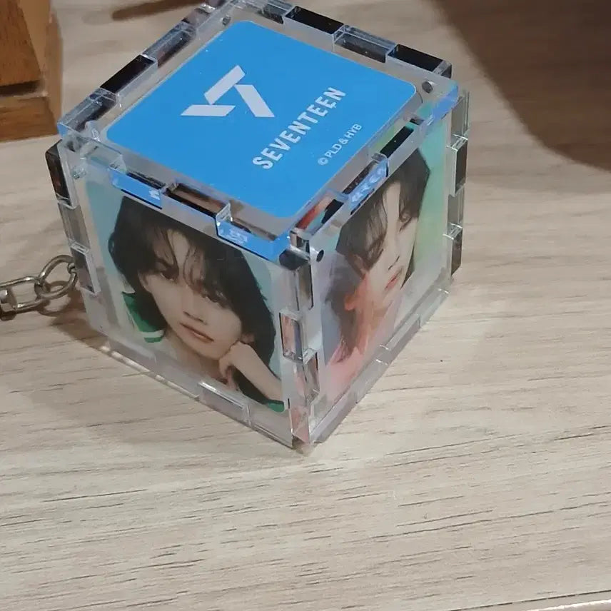 [BUNJANG] Seventeen DIY Cube Keychain Jeonghan / 세븐틴 DIY 큐브 키링(정한)