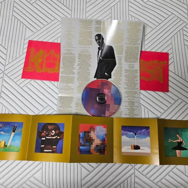 [BUNJANG] Kanye West 5th Album My Beautiful Dark Twisted Fantasy CD / 칸예 5집 cd mbdtf