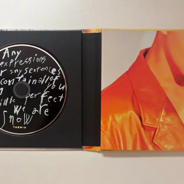 [BUNJANG] Taemin MOVE Album Set (Photocards Included) / 태민 무브 앨범 세트 (엽서,포카O)