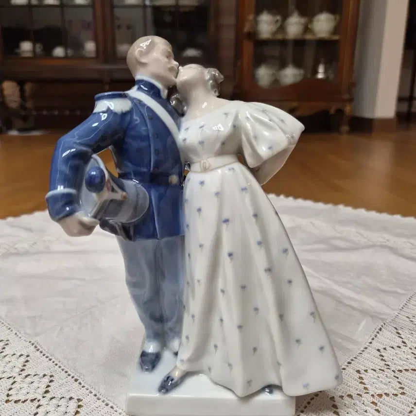 [BUNJANG] Royal Copenhagen "The Officer and the Princess&