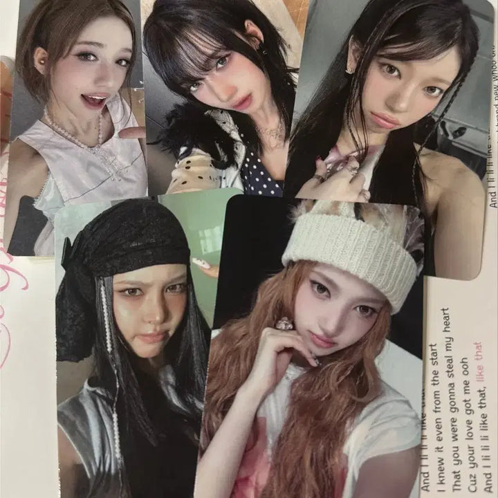 [BUNJANG] A20 MAY Studio Photocard Set / A20 MAY 공방 포카 세트 양도 에이투오메이
