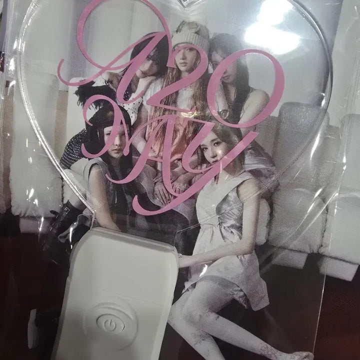 [BUNJANG] A2OMAY Lightstick / 에이투오메이 A2OMAY 응원봉 양도 판매