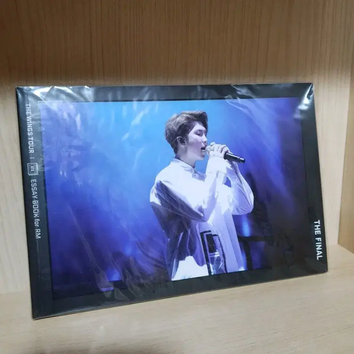 [BUNJANG] BTS Wings Tour The Final Essay Book RM Photocard / BTS(포카O)윙즈투어 더 파이널 에세이북 (RM)