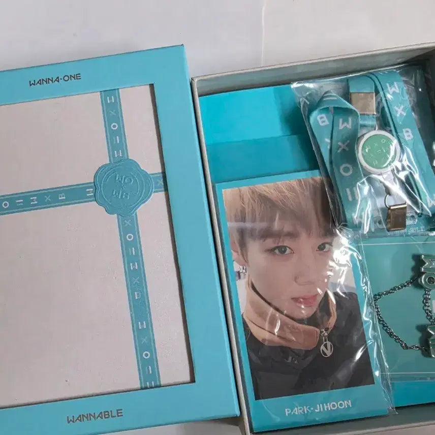 [BUNJANG] Wanna One Fanclub Kit Photocard Bundle Set / 워너원 팬클럽키트
